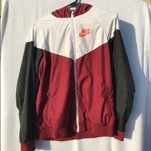 nike womens windbreaker